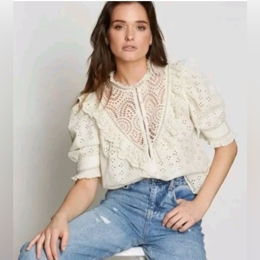 House  of Harlow 1960 eyelet ruffle blouse in a cream color L/ fits like M